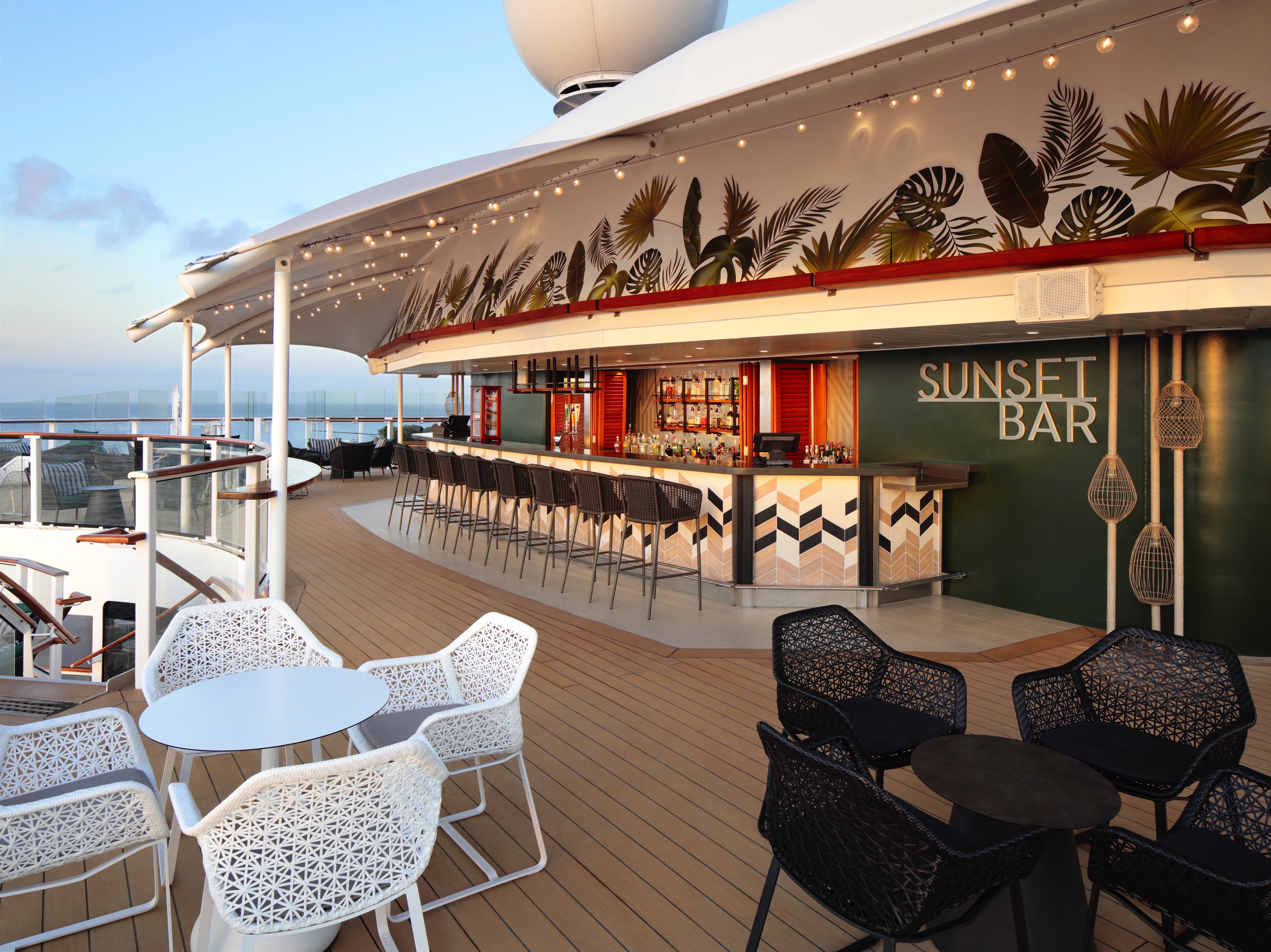 Celebrity Silhouette - Sunset Bar